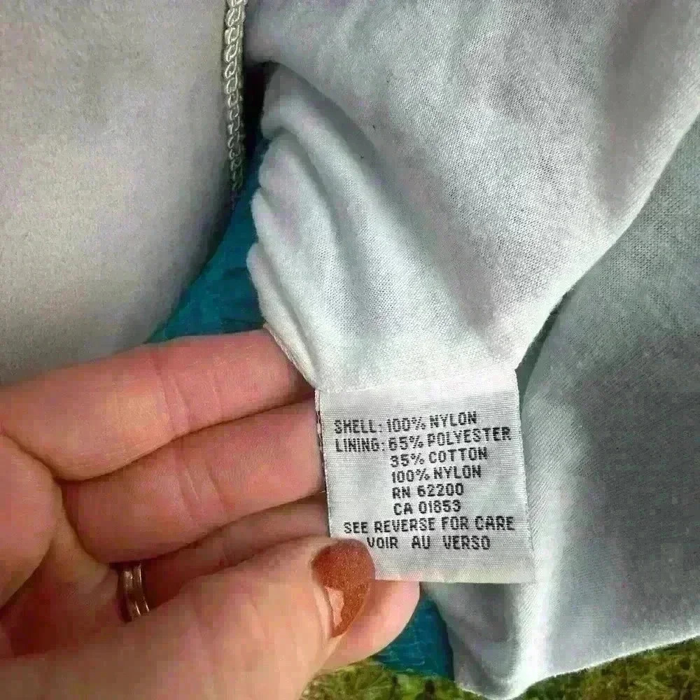 Vintage Puma wind breaker jacket. 80s fashion! Size M. Pink, blue, purple. Fun! - Picture 10 of 12